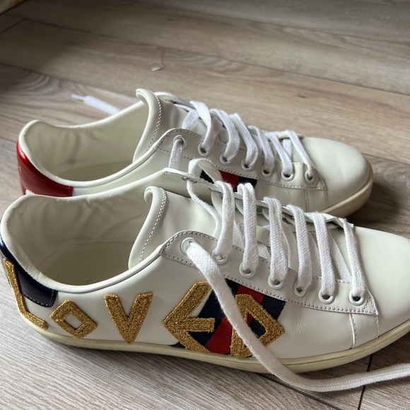 Gucci Sneakers - Picture 1 of 5